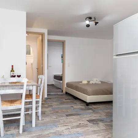 Depis Luxury Daire Naxos City