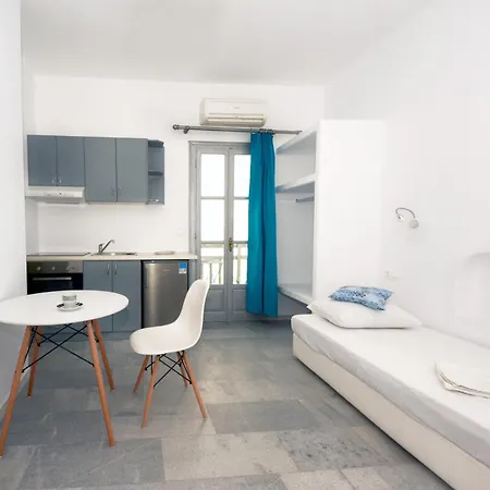Depis & Apartamento Naxos City