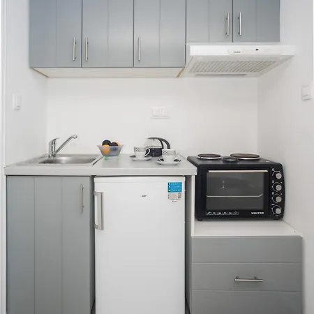 Depis & Apartamento Naxos City
