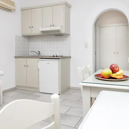 Depis & Apartamento Naxos City